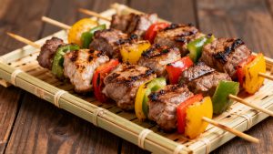 Brochetas de bambú profesionales reducen costos de residuos en un 63% con propiedades antimicrobianas y resistencia térmica certificada