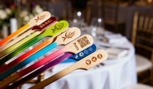 Brochetas desechables certificadas reducen costos operativos en un 72% y garantizan cumplimiento con normas FDA mediante procesos sostenibles y personalización de marca avanzada